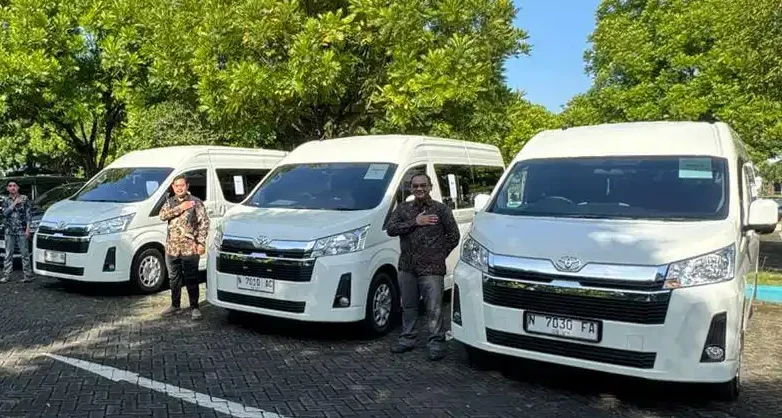 Keunggulan HiAce Commuter, Cari Sewa HiAce Malang, Sewa HiAce Malang Plus Driver, Kelebihan Sewa HiAce Luxury, Kesalahan umum saat sewa mobil