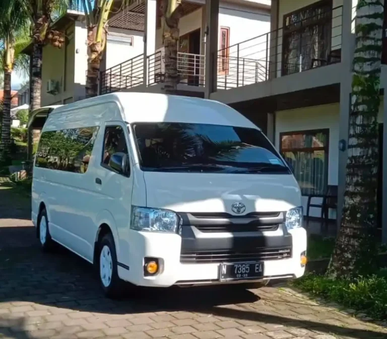 Keunggulan HiAce Commuter, Perbedaan HiAce Luxury, Premio, dan Commuter