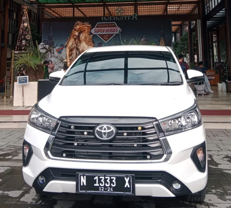 Sewa Innova Reborn, Perbandingan MPV vs SUV