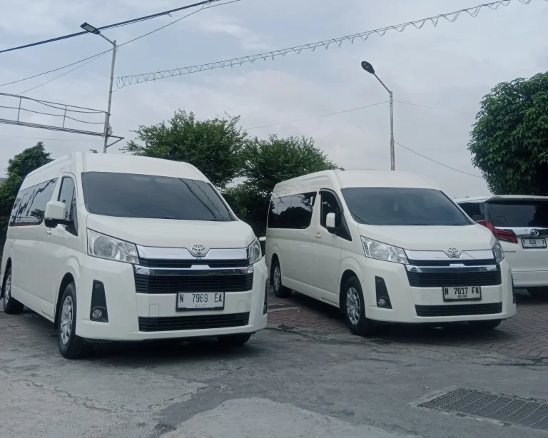 Pusat Sewa Hiace Premio Malang