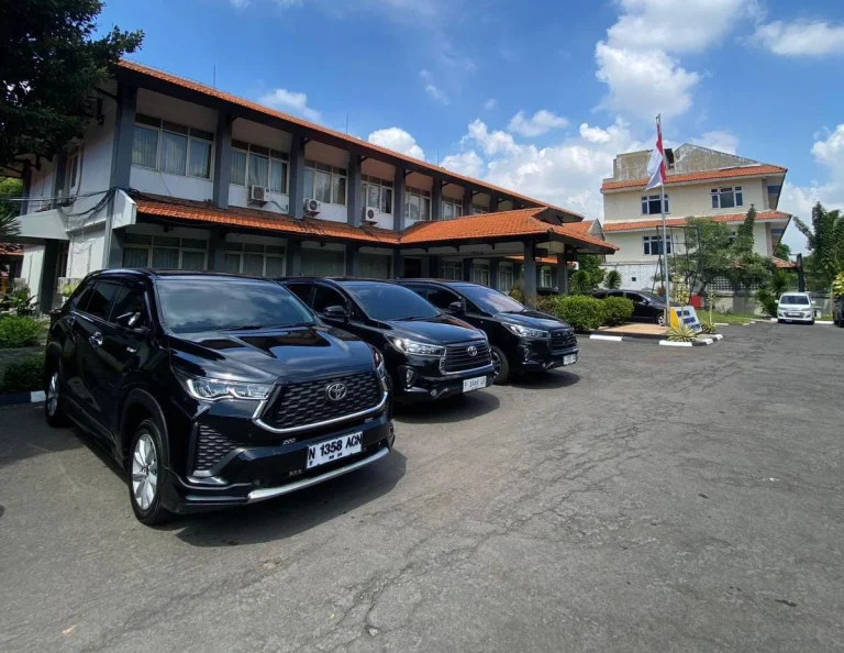 Perbedaan Innova Reborn dan Zenix